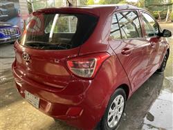 هیوندای i10